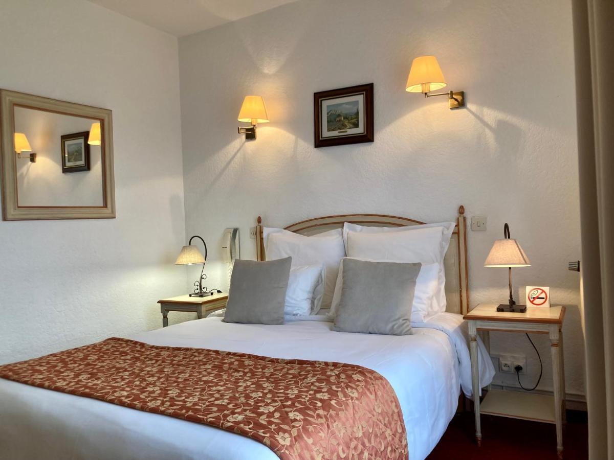 Porte De Camargue Hotel Arlés