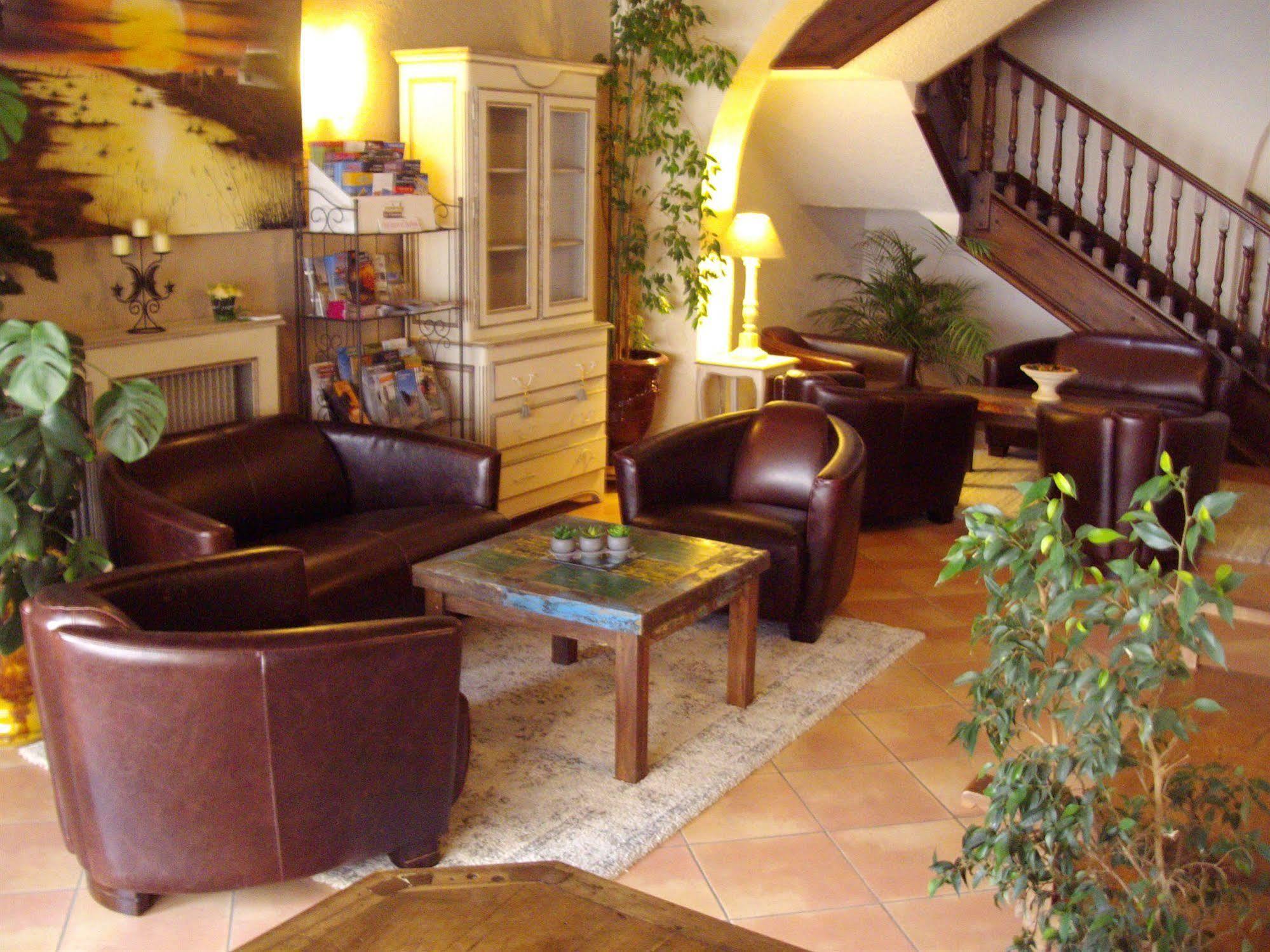 Hotel Porte De Camargue Arlés